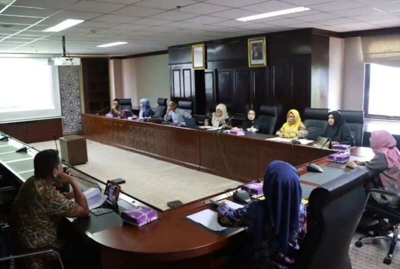 Foto : Rapat Kordinasi Komisi IV DPRD Kaltim bersama DKP3A Kaltim. (dok. DPRD Kaltim)