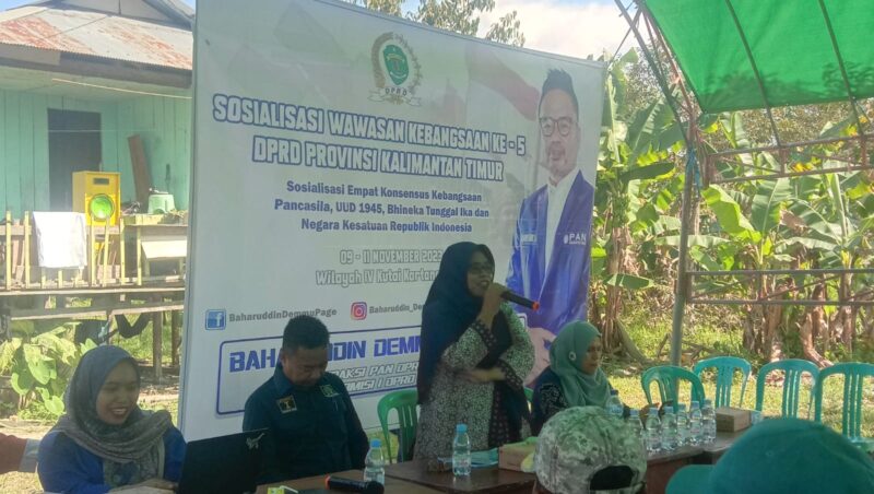 Foto : Baharuddin Demmu Melaksanakan Soswasbang ke -5 DPRD Provinsi Kalimantan Timur di Desa Sebuntal