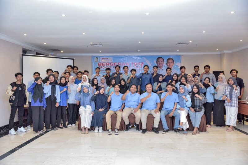 Foto : Kegiatan Deklarasi Dukungan Yang Diinisiasi Oleh Unsur Kader Muda Muhammadiyah dan Unsur Mahasiswa Kalimantan Timur Yang Tergabung Dalam Relawan Bergerak (Brigade Prabowo-Gibran Rakabuming Raka) 1912 diselenggarakan di Hotel Grand Verona Samarinda, Minggu (17/12/2023)