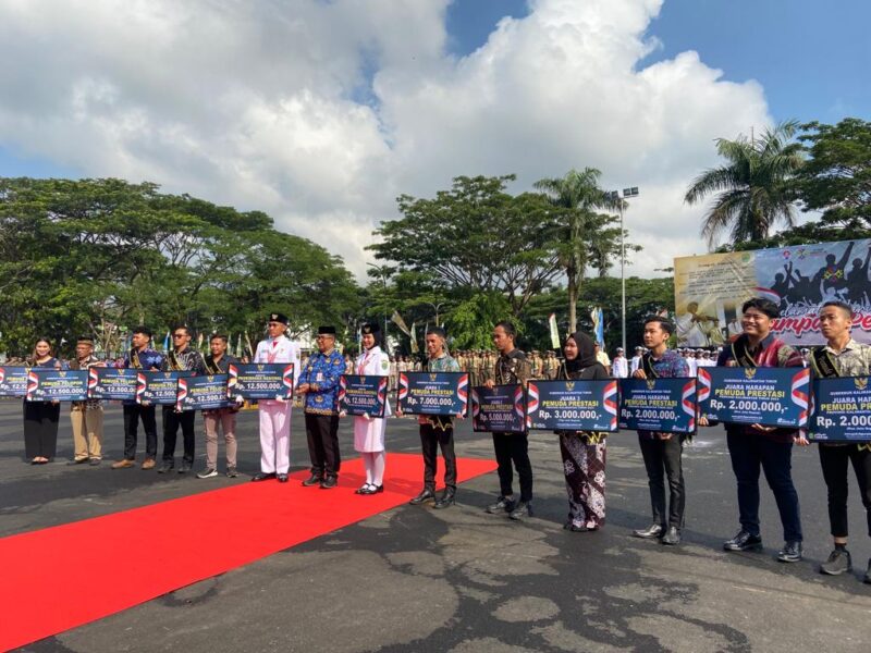 Foto : Peraih Pemuda Pelopor Nasional