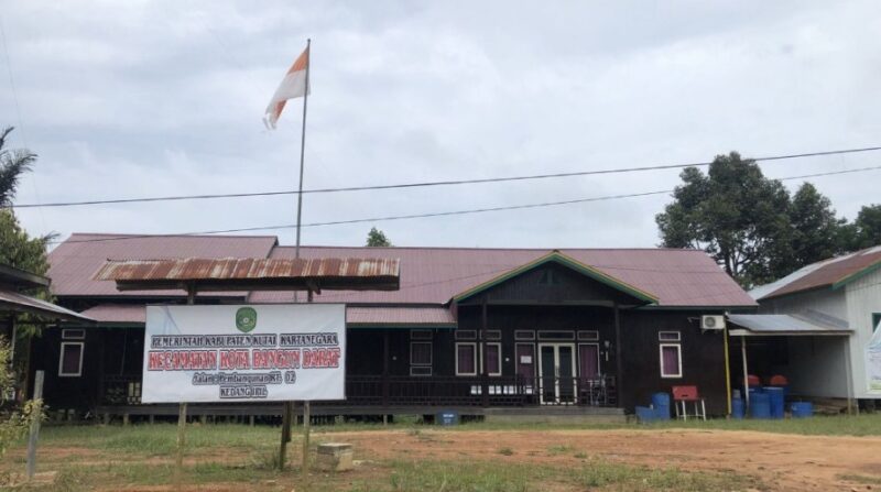 Foto: Kantor Kecamatan Kota Bangun Darat.