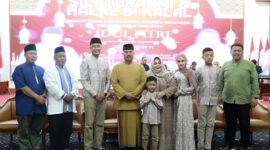 Foto: Bupati Kukar, Edi Damansyah, open house hari kedua Lebaran Idulfitri 1445 H