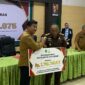 Foto: Penyerahan kerugian uang daerah dari dua tindak pidana korupsi Kukar. (Istimewa)