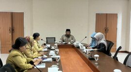 Foto : DPRD Samarinda Hearing bersama DPPKB terkait program penurunan angka stunting. (Foto : AL)