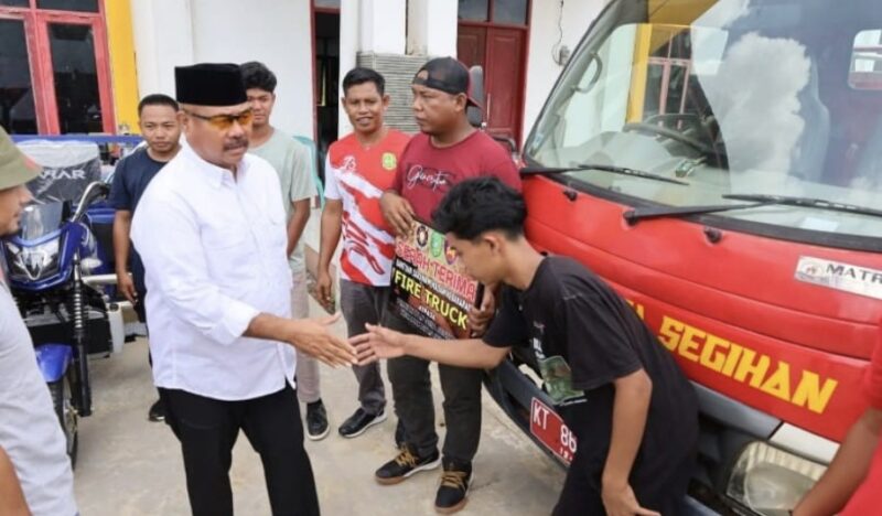 Foto: Kecamatan Sebulu terima tambahan alat pemadam kebakaran satu unit Fire Truck dan satu unit Fire Boat.