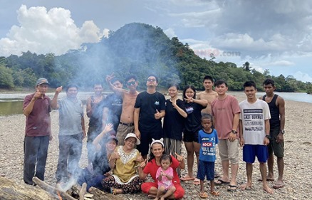 Foto: Wisata Pulau di tengah Sungai Belayan. (Istimewa)