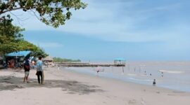 Foto: Wisata Pantai Kersik, Kecamatan Marangkayu. (Istimewa)