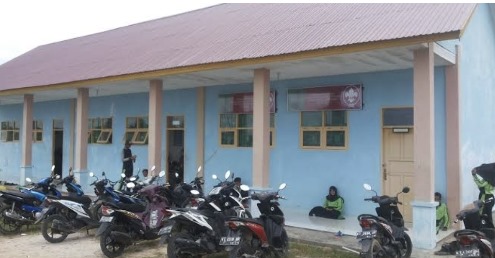 Foto: Sekolah di Desa Embalut, Kutai Kartanegara.
