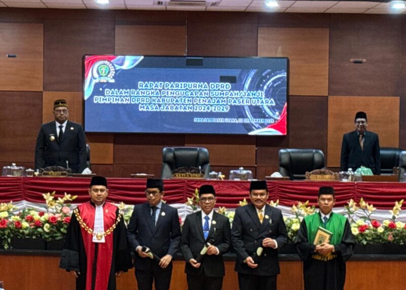 Foto : Pelantikan Ketua dan Wakil Ketua DPRD PPU untuk periode 2024-2029.